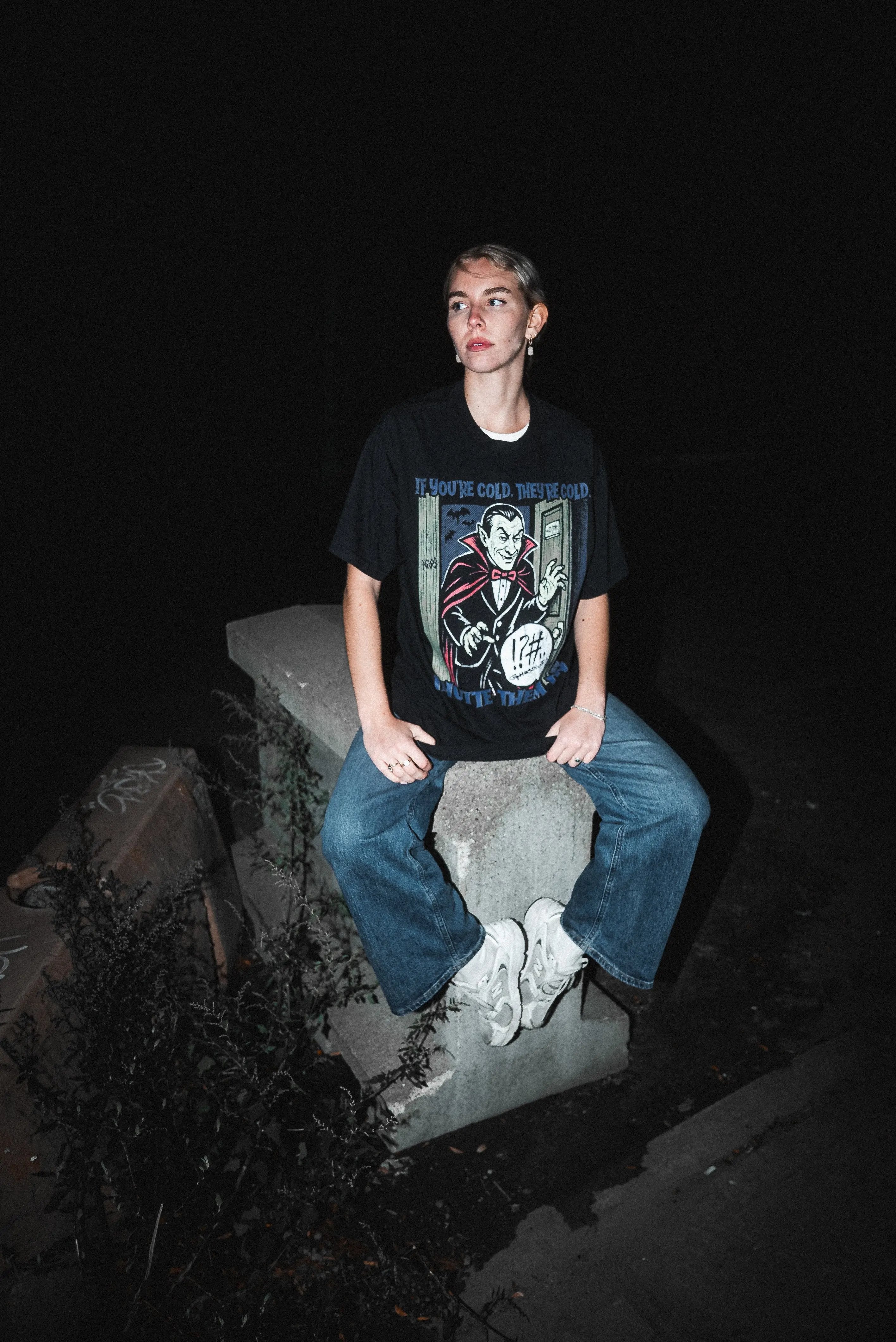 Vampire Retro Comic T-Shirt Ghost Hunt -